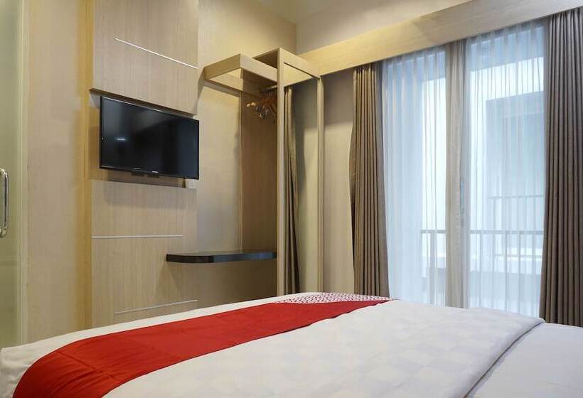 جناح عائلي, Sans Hotel Grand Omah Sastro