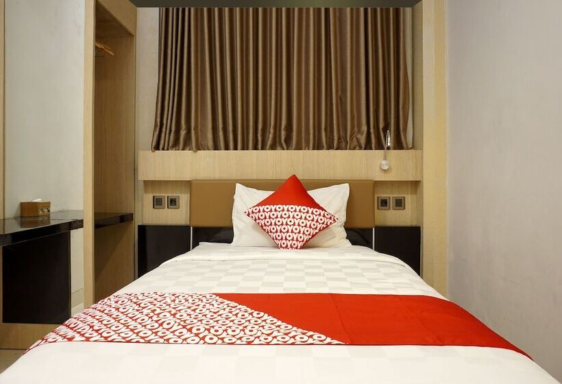 جناح عائلي, Sans Hotel Grand Omah Sastro