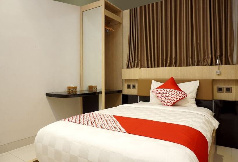 جناح عائلي, Sans Hotel Grand Omah Sastro