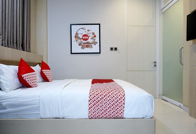 سوییت خانوادگی, Sans Hotel Grand Omah Sastro