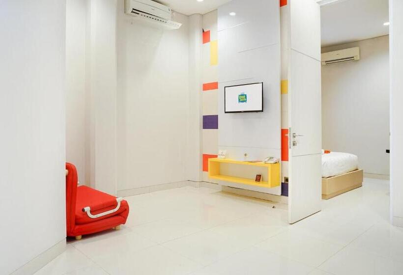 سوییت خانوادگی, Sans Hotel Grand Omah Sastro