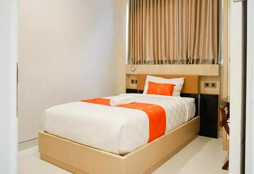 Perhesviitti, Sans Hotel Grand Omah Sastro