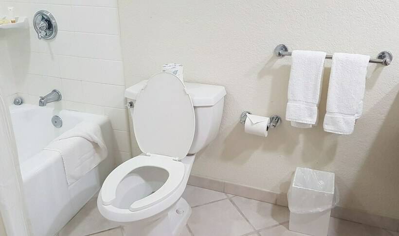 キングサイズベッドのスタンダードルーム, Lighthouse Pointe At Grand Lucayan