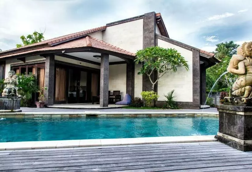 Deluxe Room, Pondok Baruna Frangipani