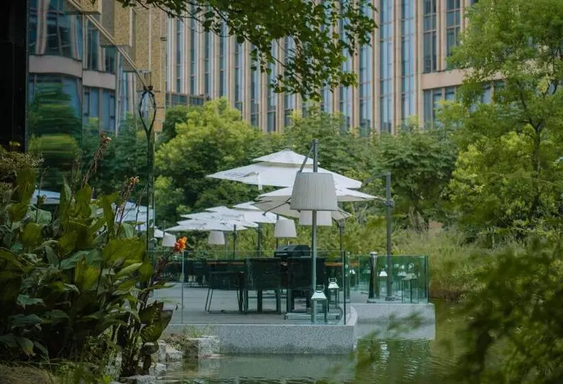 ガーデンビュースタンダードルーム, Renaissance Nanjing Olympic Centre