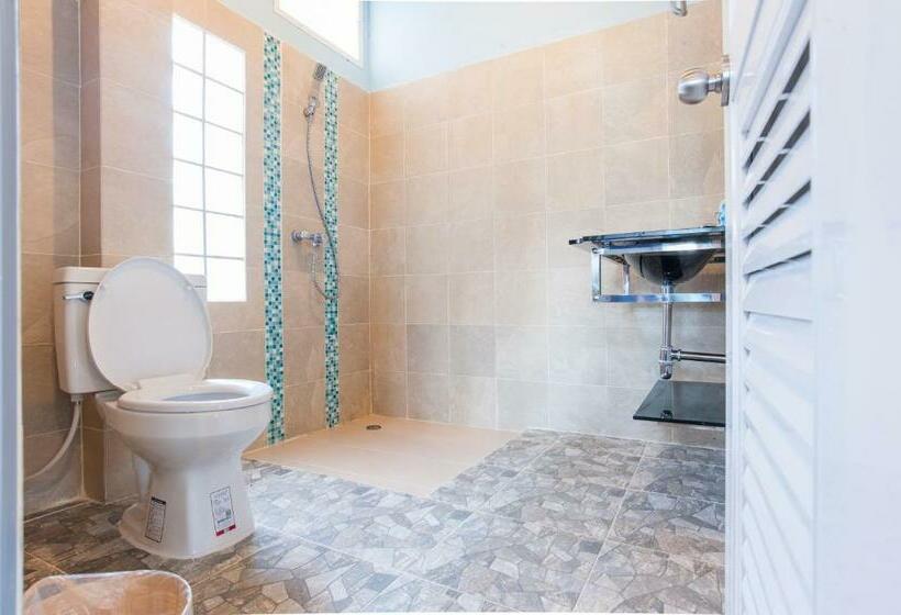 Семейный Номер, Seafar Resort