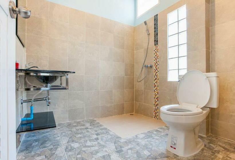 غرفة عائلية, Seafar Resort