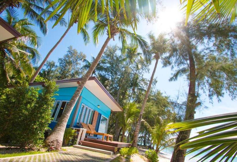 بنجلو ديلوكس, Seafar Resort