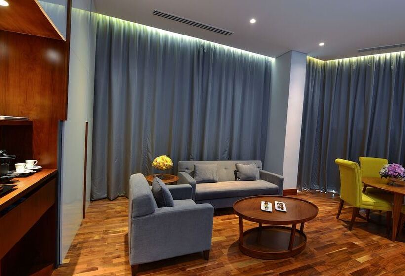 سوییت اجرایی, The Avenue