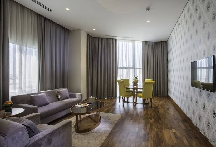 سوییت اجرایی, The Avenue