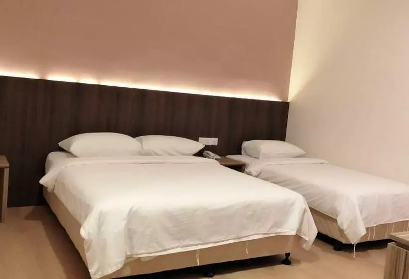 スーペリアトリプルルーム, Tumike Hotel Bentong