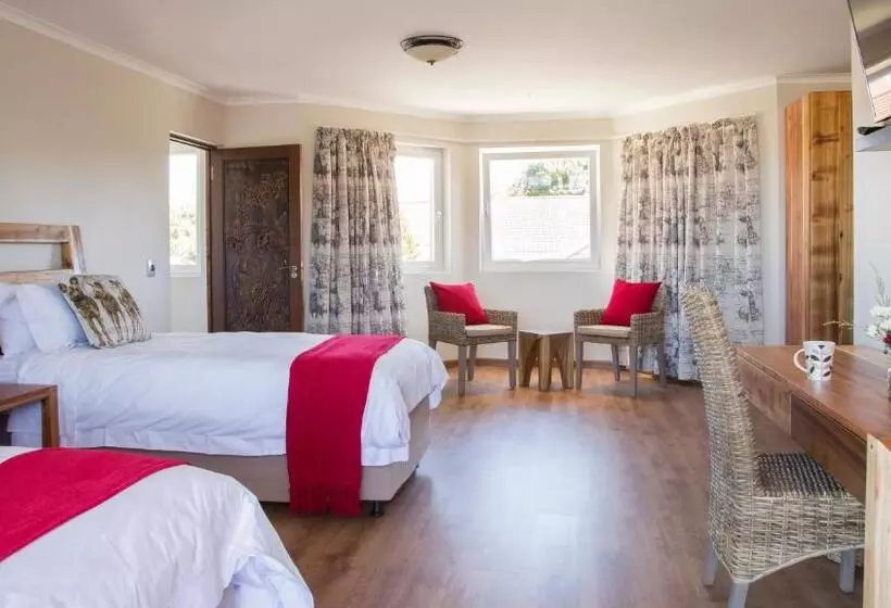 Triple Room Sea View, Lala Panzi B&b
