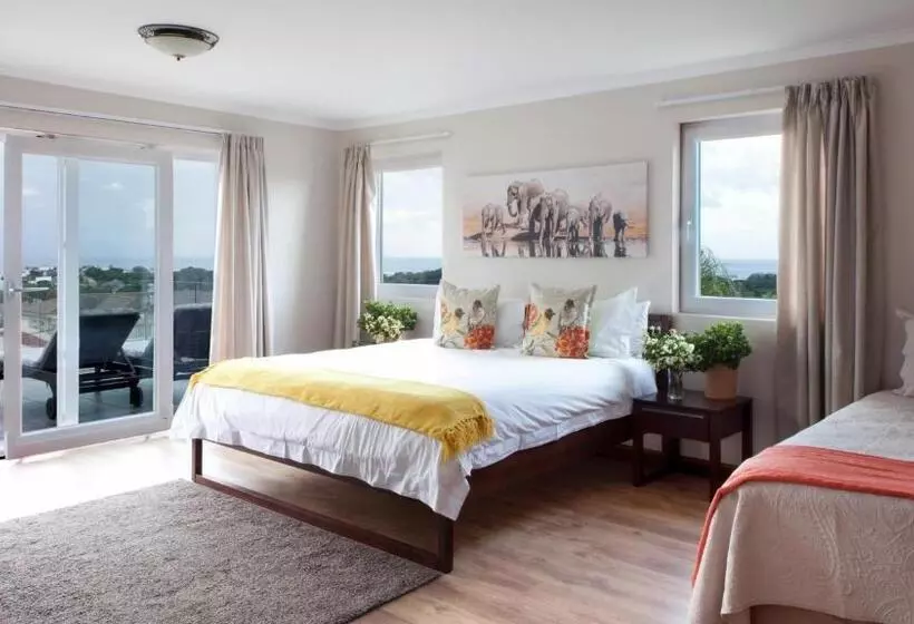Triple Room Sea View, Lala Panzi B&b