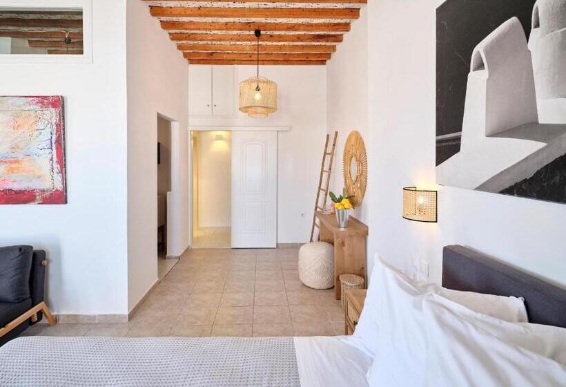 اتاق لوکس, Milaki Kimolos