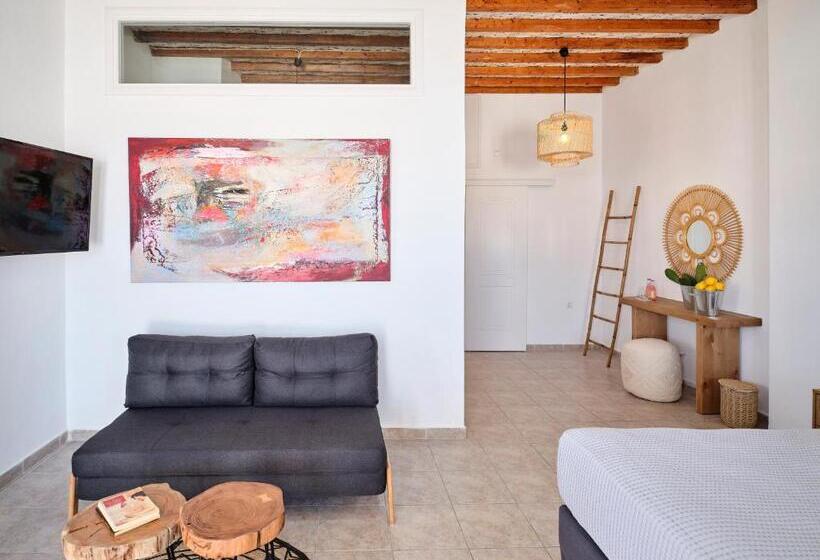 اتاق لوکس, Milaki Kimolos