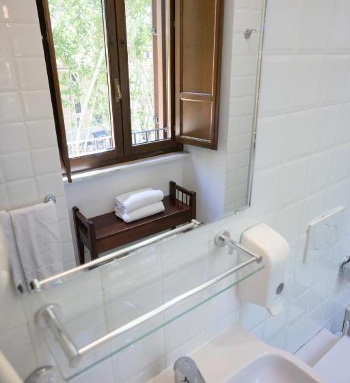 اتاق استاندارد سه نفره, Casa I Cappuccini