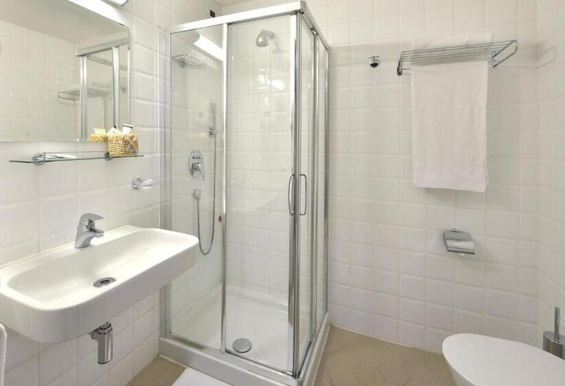 اتاق استاندارد چهار تخته, Casa I Cappuccini