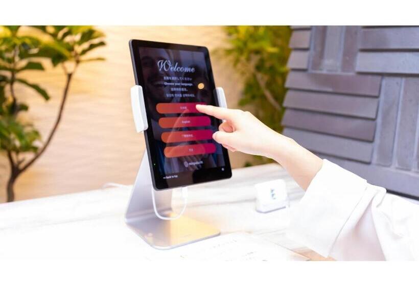 Студия Стандарт, Eslead Hotel Osaka Tsuruhashi