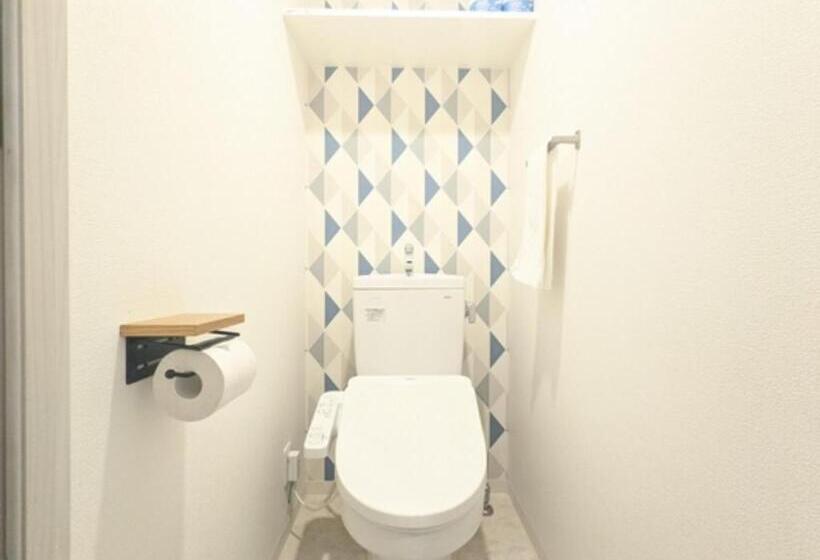 Студия Стандарт, Eslead Hotel Osaka Tsuruhashi