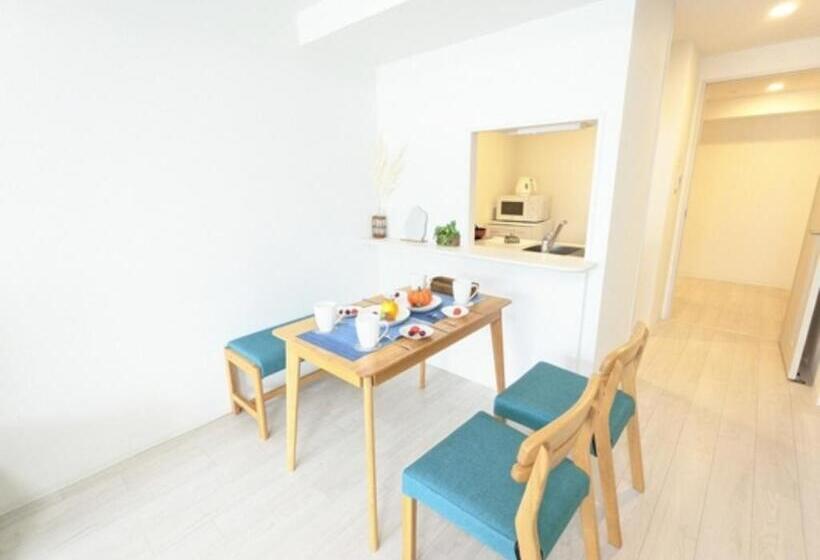 Студия Стандарт, Eslead Hotel Osaka Tsuruhashi