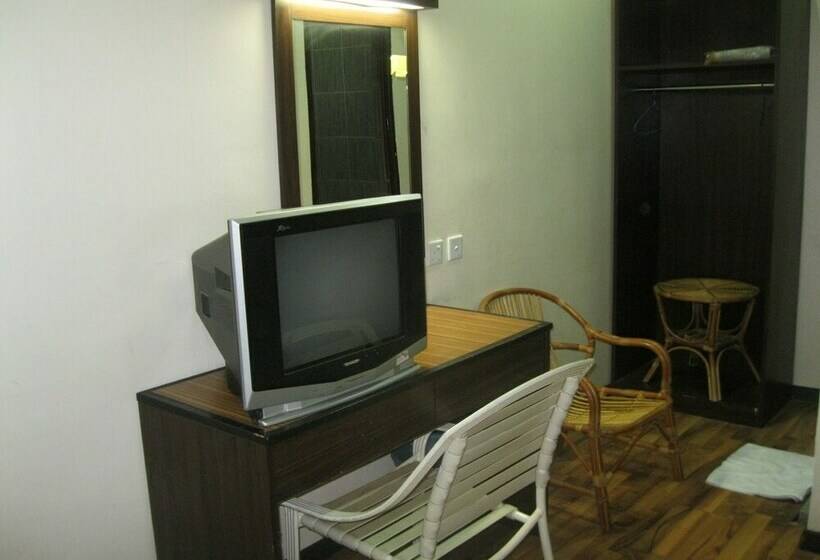 غرفة قياسية, 1 Baron Motel