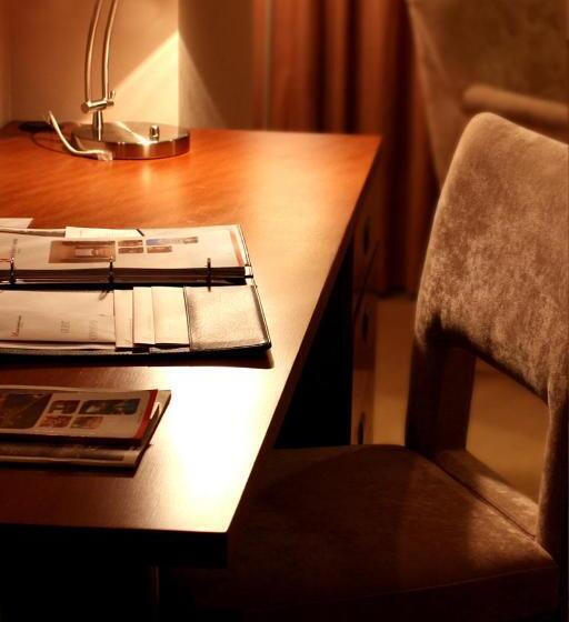 اتاق لوکس یک تخته, Aurora Hotel Plaza