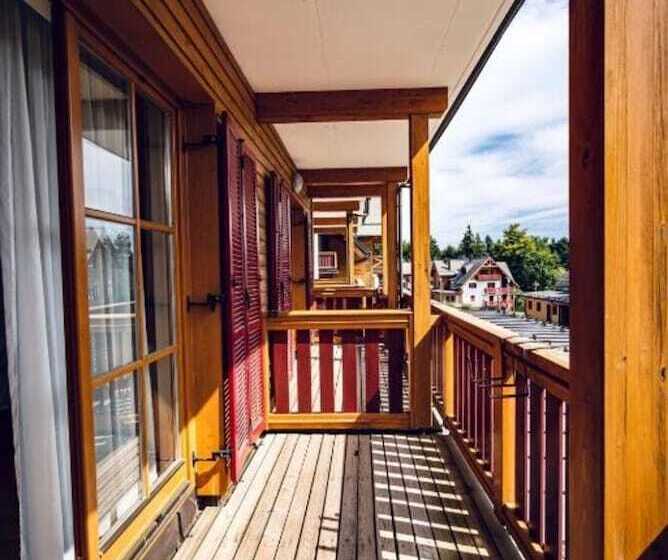 اتاق خانوادگی, Grand Hotel Bellevue