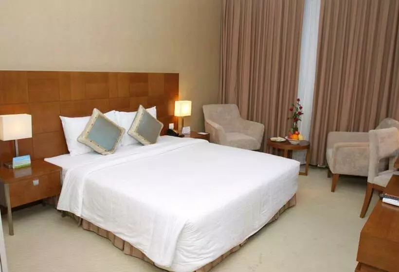 اتاق لوکس یک تخته, Aurora Hotel Plaza