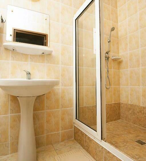 Номер Стандарт Трехместный, Ceramica