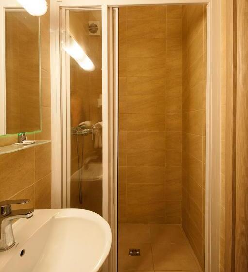 Номер Superior, Ceramica