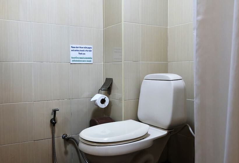 غرفة قياسية, Chilli Hotel&restaurant