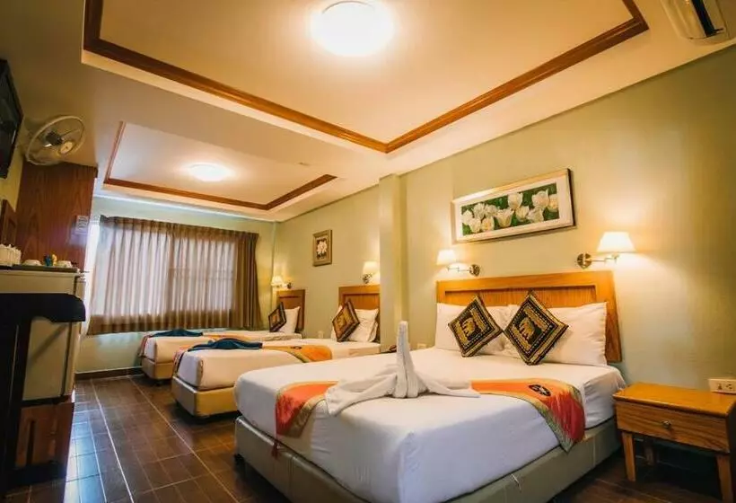 Cameră Cvadruplă Standard, Chilli Hotel&restaurant