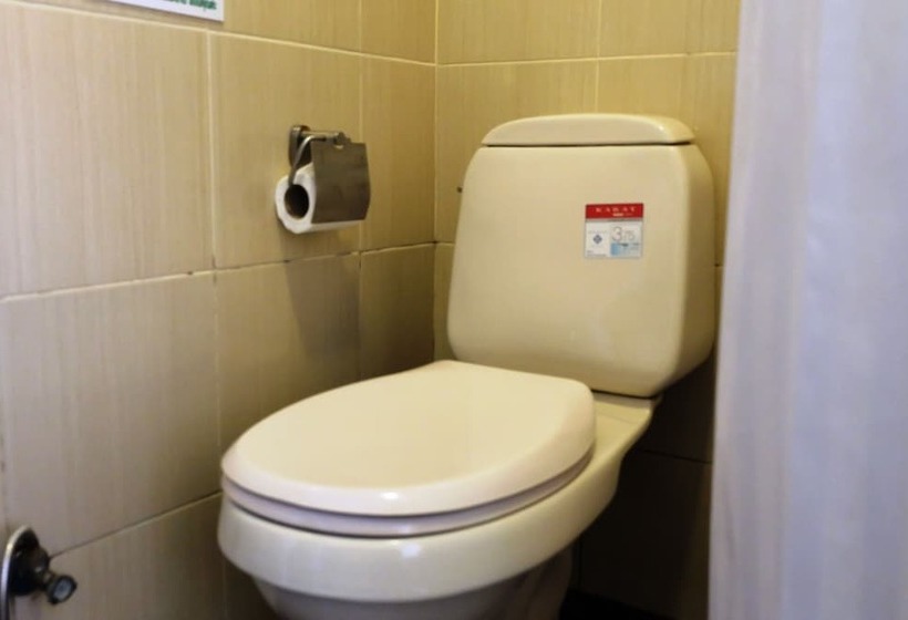 غرفة قياسية رباعية, Chilli Hotel&restaurant