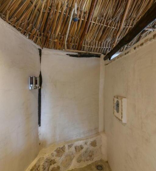 スタンダードバンガロー, Diamante K   Inside Tulum National Park