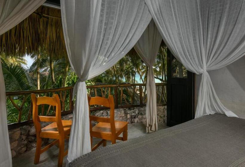 בקתה סטנדרטית, Diamante K   Inside Tulum National Park