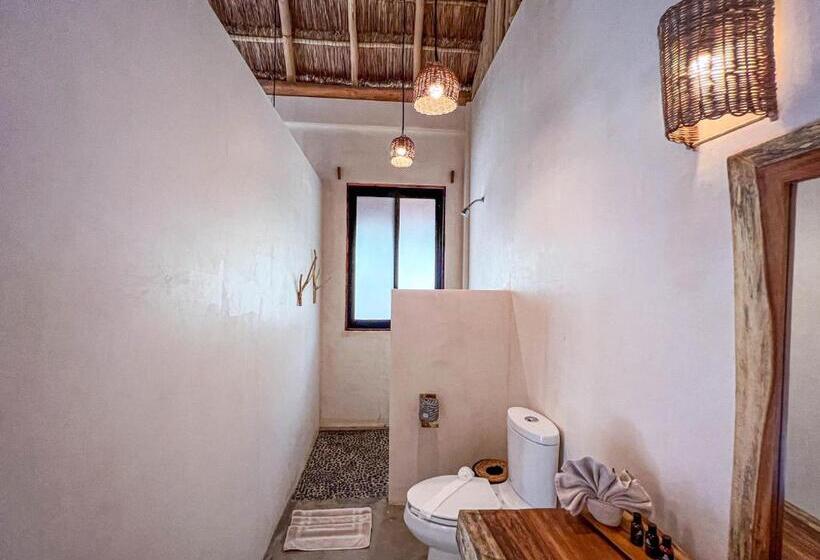 בקתה סטנדרטית, Diamante K   Inside Tulum National Park