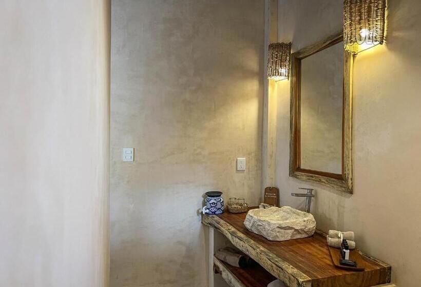 בקתה סטנדרטית, Diamante K   Inside Tulum National Park