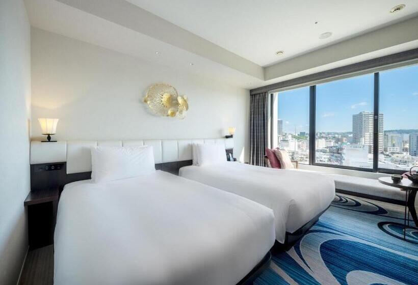 חדר קלאב, Hyatt Regency Naha Okinawa