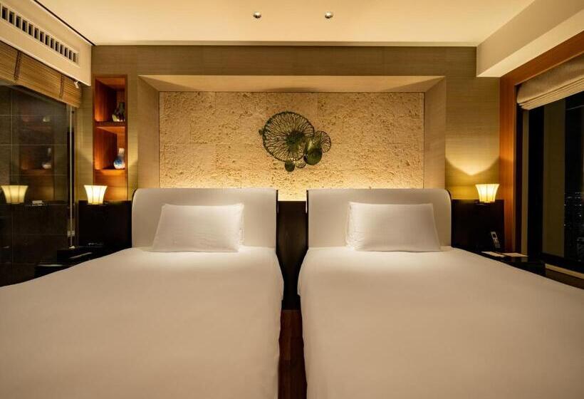 סוויטה אקזקיוטיב, Hyatt Regency Naha Okinawa