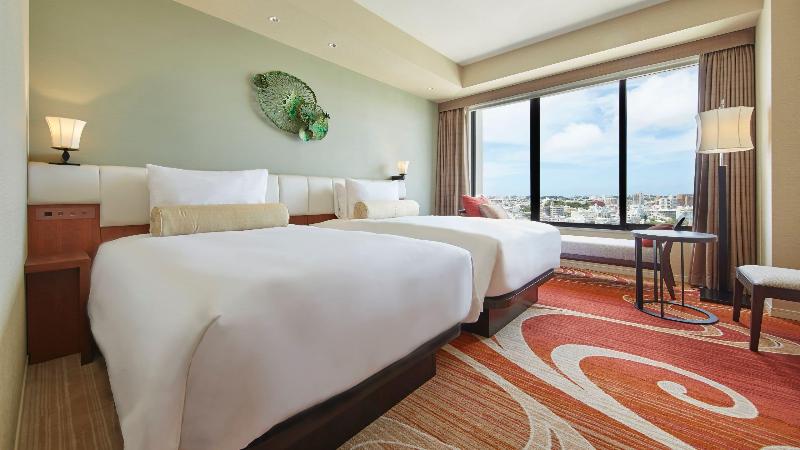 חדר קלאב, Hyatt Regency Naha Okinawa