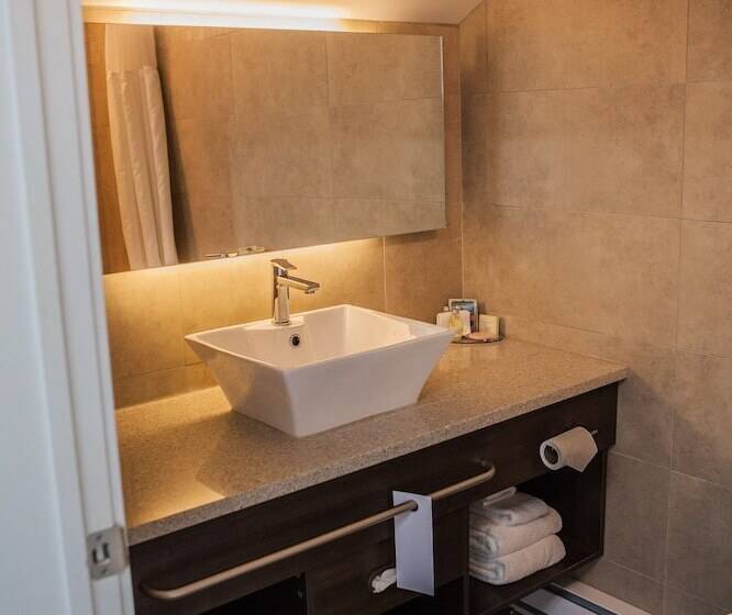 Номер Стандарт Двуспальная Кровать, Montfort Nicolet