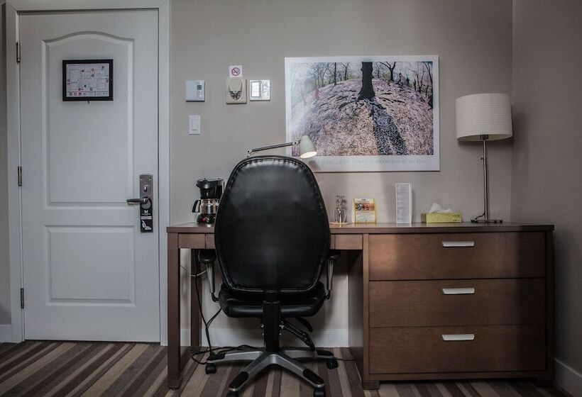 Номер Стандарт Двуспальная Кровать, Montfort Nicolet