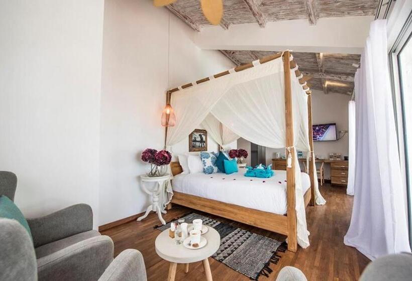 Королевский Люкс, Seapoint Boutique