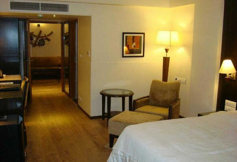 סוויטה דלוקס, The President A Boutique