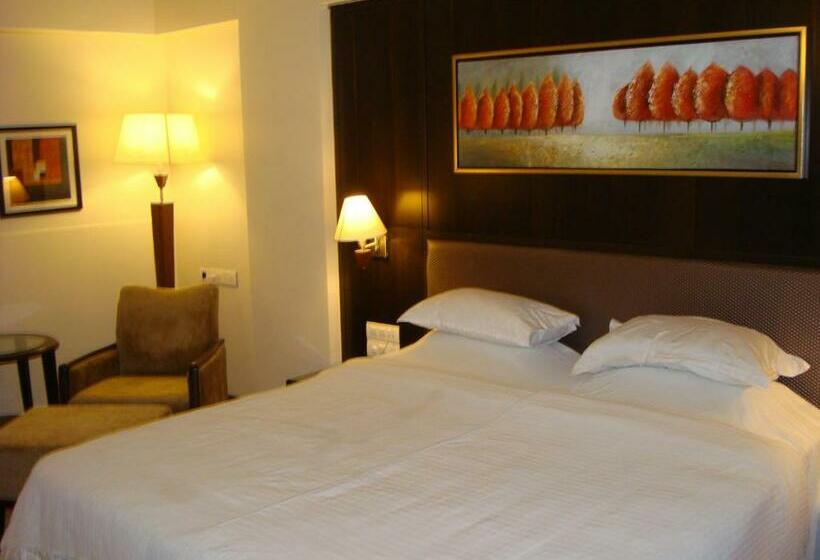 סוויטה דלוקס, The President A Boutique