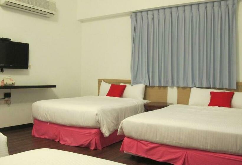 اتاق خانوادگی, Otousann B&b