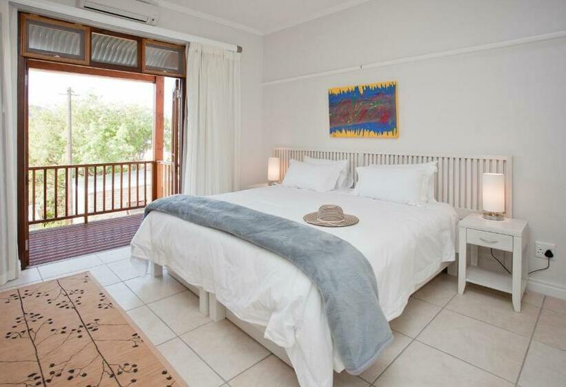 패밀리 룸, The Queen Of Calitzdorp