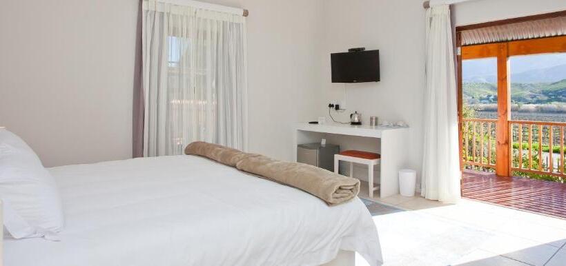 스탠다드 룸, The Queen Of Calitzdorp