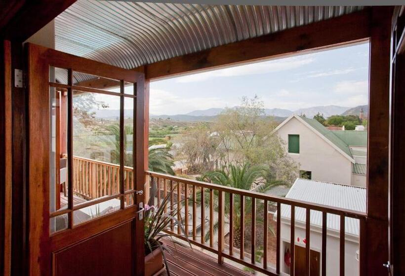 스탠다드 룸, The Queen Of Calitzdorp