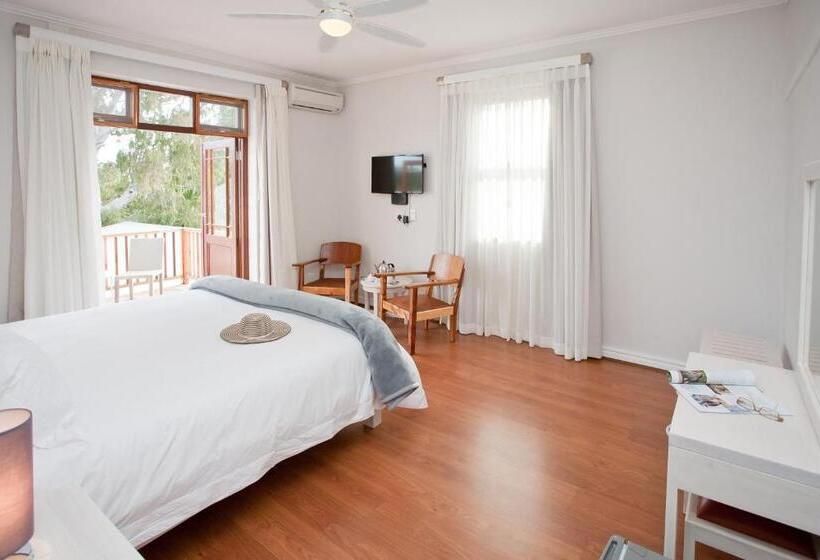 스탠다드 룸, The Queen Of Calitzdorp